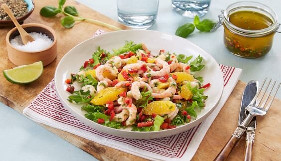 Salad with Norwegian Prawns, Orange and Basil