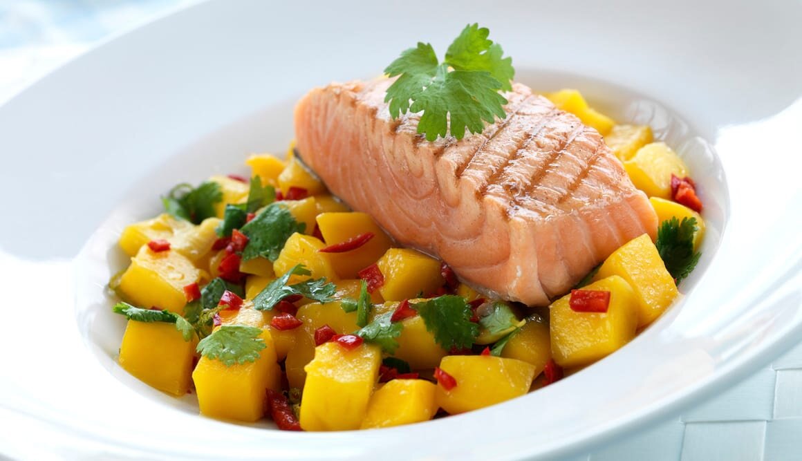 Grilled Norwegian Salmon with Mango Salad