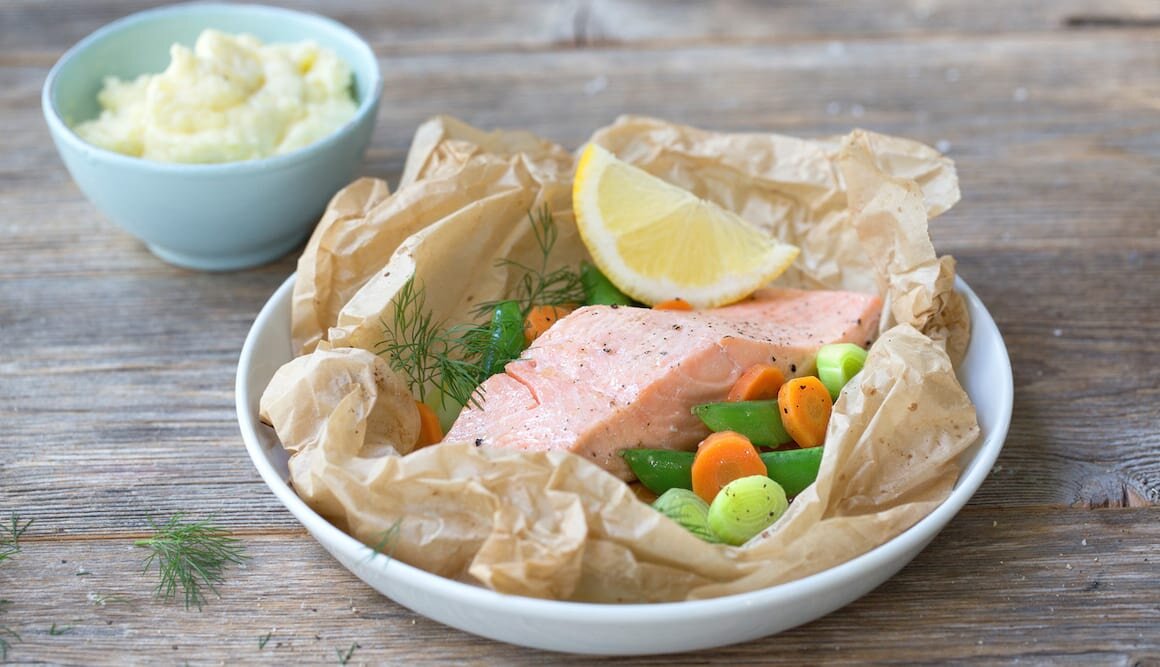 Parcels with Norwegian Salmon and Vegetables