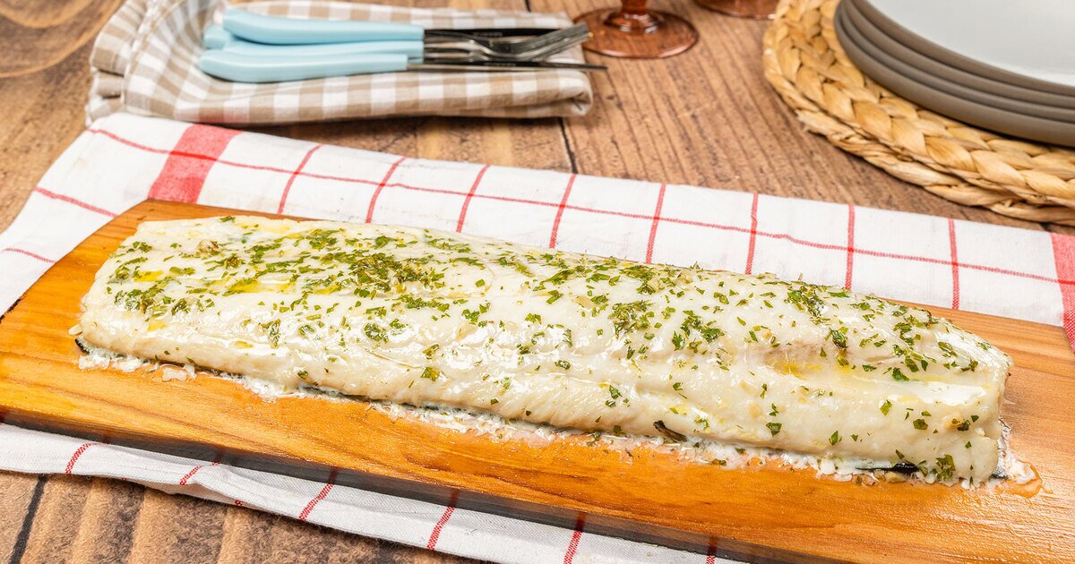 Fresh Cod Ro Recipe | Norwegian fresh cod on cedar plank in BBQ | Seafood from Norway