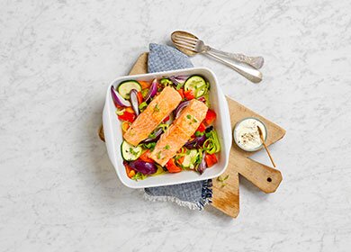 Recipe | Oven-Baked Norwegian Salmon and Vegetables | Seafood from Norway